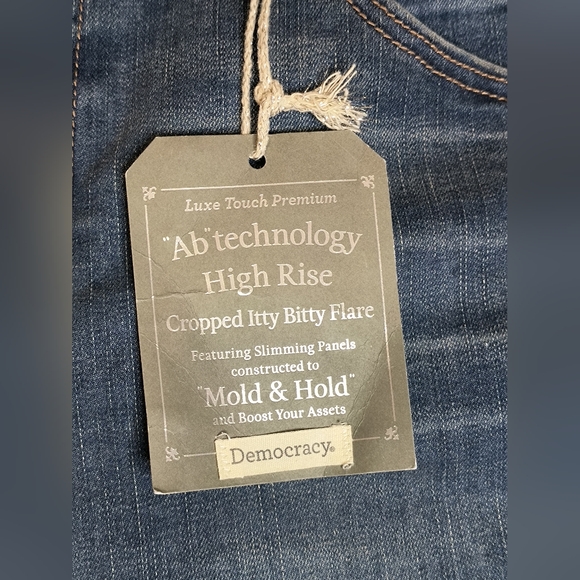 NWT Democracy Ab Technology High Rise Cropped Jeans Women's Size 14 - Picture 3 of 11
